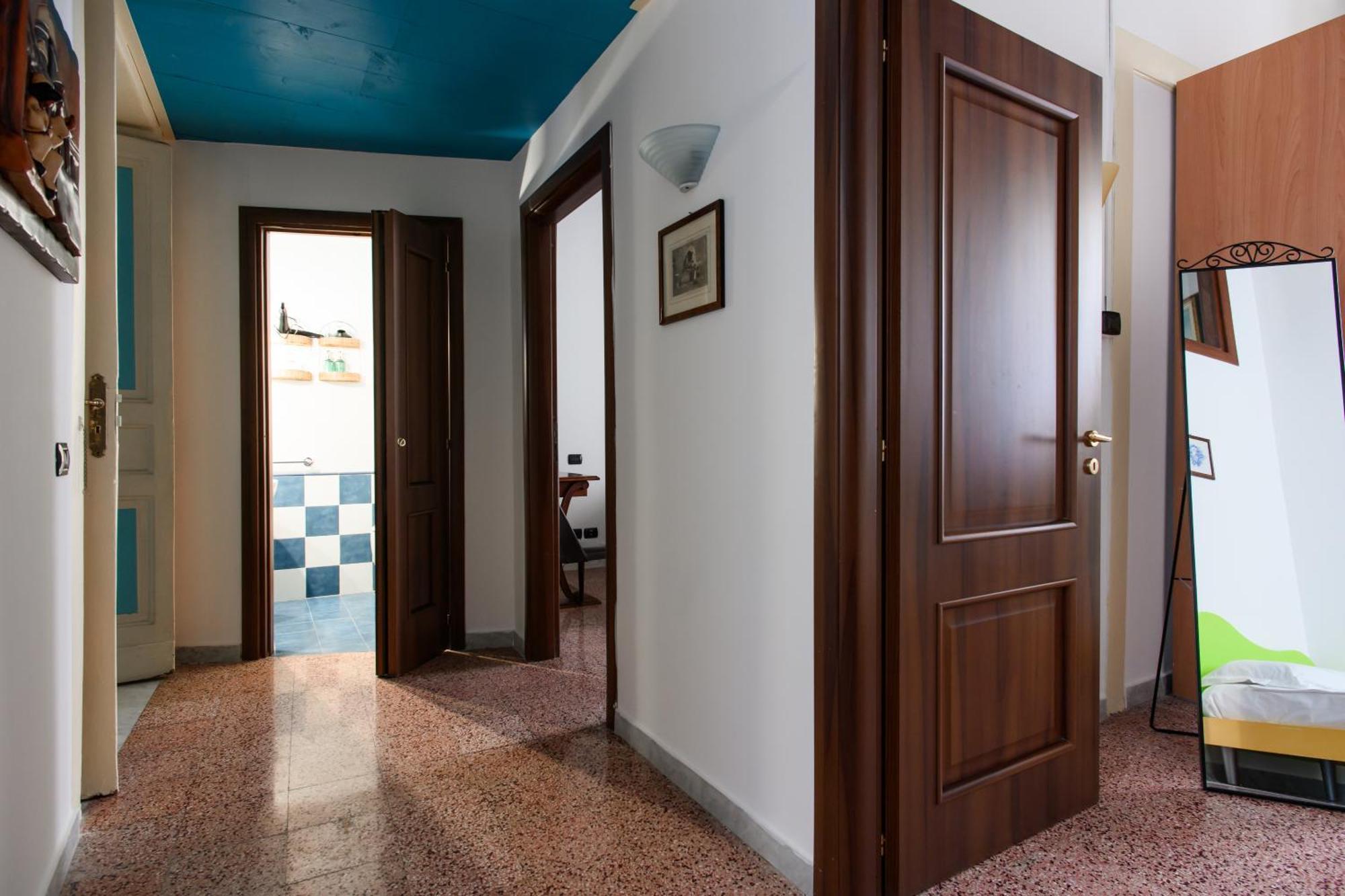 Ferienwohnung Regal Santa Chiara By Dimorra Neapel Exterior foto